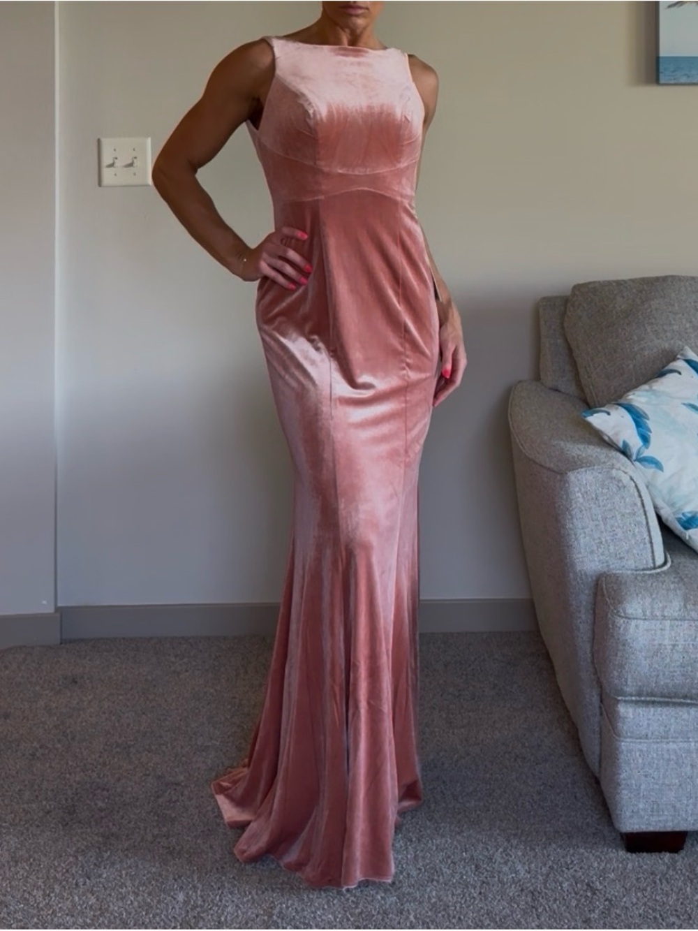 NWT Elegant Dusty Rose Velvet Evening Gown - Sleeveless Mermaid Silhouette